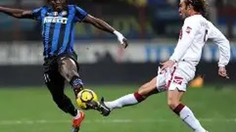 【云端奇境】2025138期双色球独家预测：12红球+2蓝球，揭秘最新走势解析！